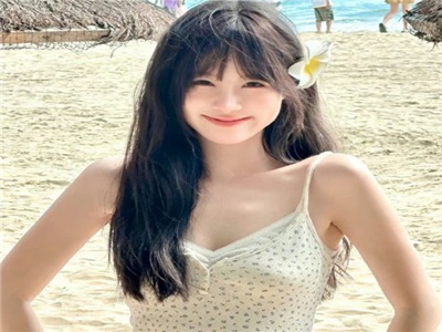 唯美小短诗现代诗小诗日记无弹窗全文阅读,诗意APP：心灵栖息地，诗意生活新体验