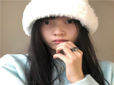 美容液可以直接涂脸吗,揭秘美容液：护肤达人都在用的秘密！-2