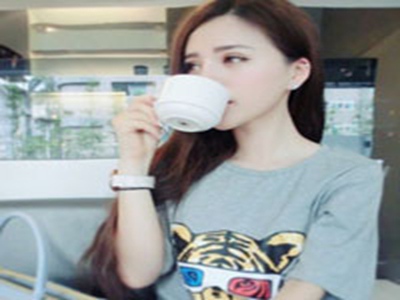 帮老师揉腿慢慢滑进内裤在线,校园惊爆：师德失范事件引深思-4