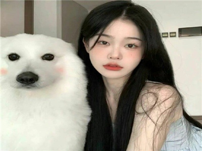 一亲二抱三膜四叉,明星情侣甜蜜互动，感情升温如磐石-3