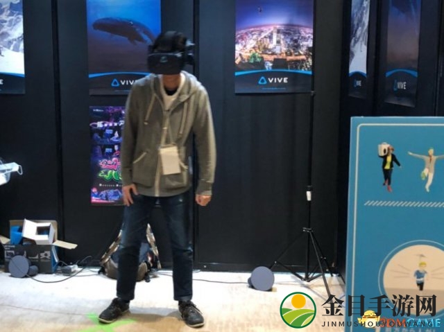 奇葩创意 直面滚滚人流VR新游《RunToMe》公布
