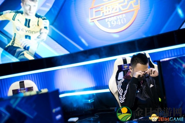 TGA冬季总决赛《FIFA OL》比赛现场图集